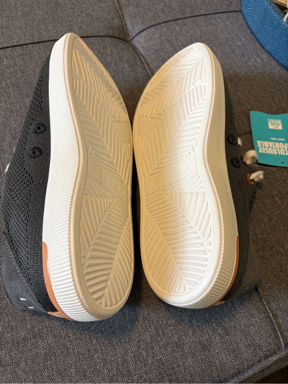 Reef Neptune Women's Breathable Charcoal Sneakers NWT - Picture 6 of 8